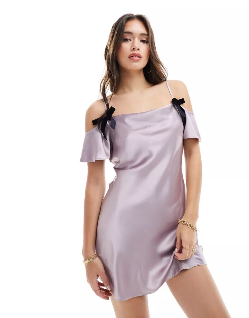 

Фиолетовое атласное мини-платье Miss Selfridge с бантом и воротником-хомутом, Серый
