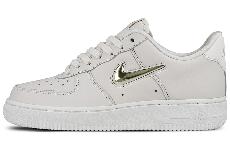 

Женские кроссовки для скейтбординга Nike Air Force 1 Low