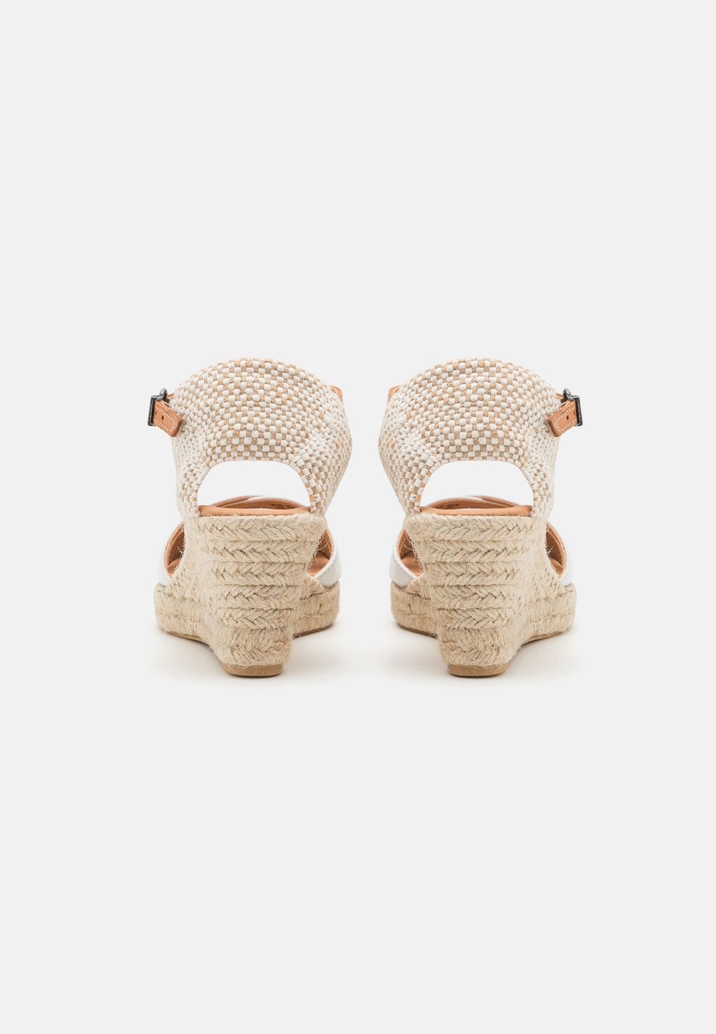 

Босоножки на платформе Falmouth Criss Cross Wedge Barbour, белый