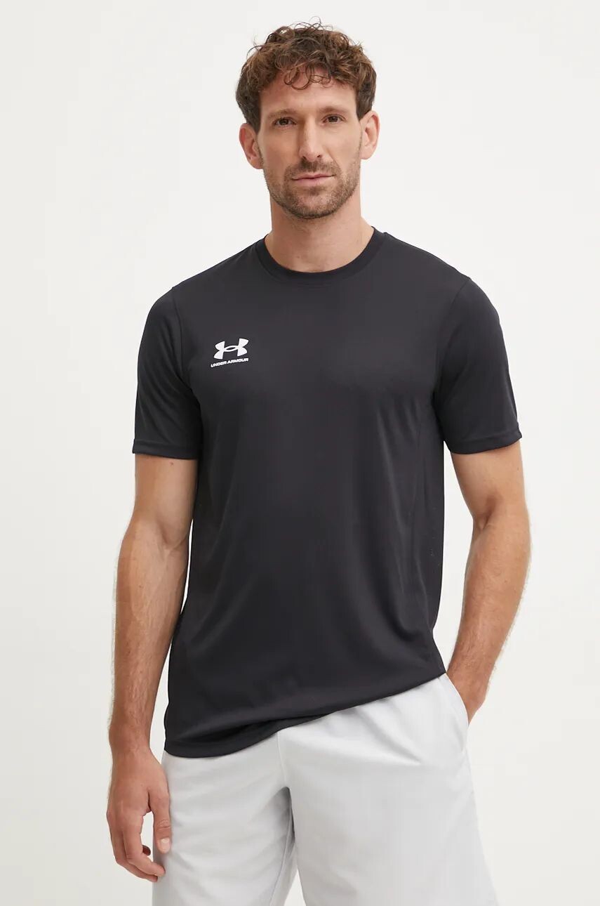 

Тренировочная футболка Under Armour Challenger, черный