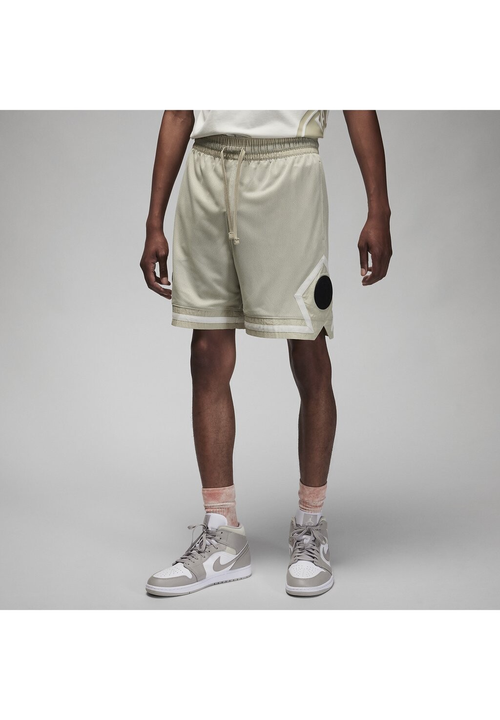 

Шорты JORDAN X PARIS ST GERMAIN DIAMOND Nike, каменный оранжевый