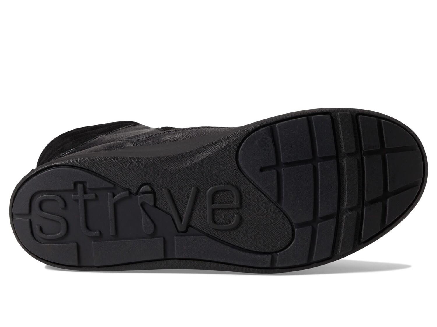 

Ботинки Strive Cotswold, черный