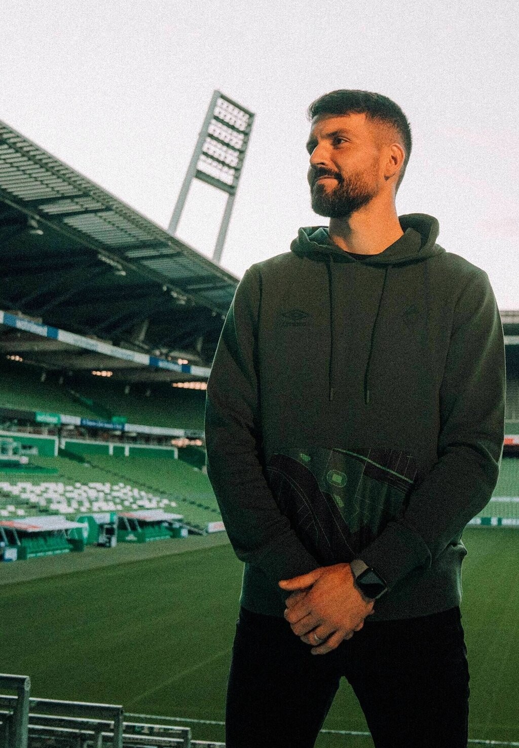 

Толстовка с капюшоном Umbro