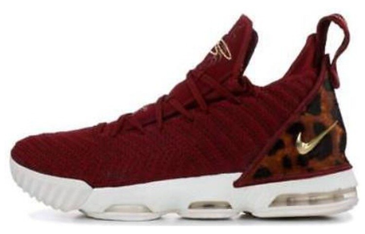 

Nike Леброн 16 Кинг (GS)