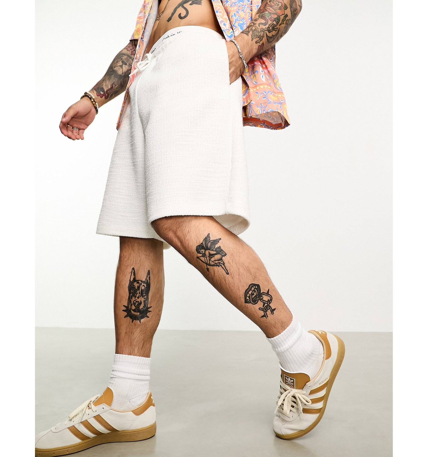 

Бежевые фактурные шорты оверсайз ASOS DESIGN