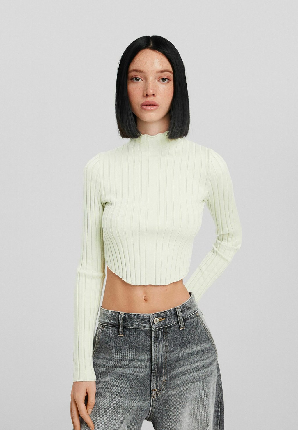 

Свитер Mock-Neck Bershka, цвет light green