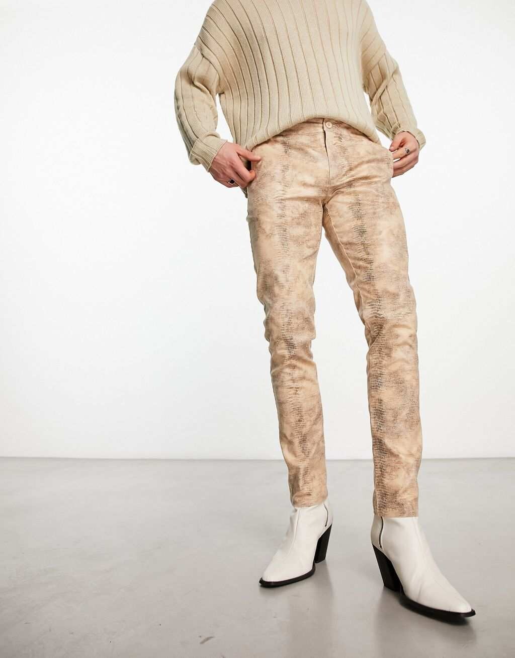 

Брюки скинни с низкой посадкой и змеиным принтом ASOS DESIGN