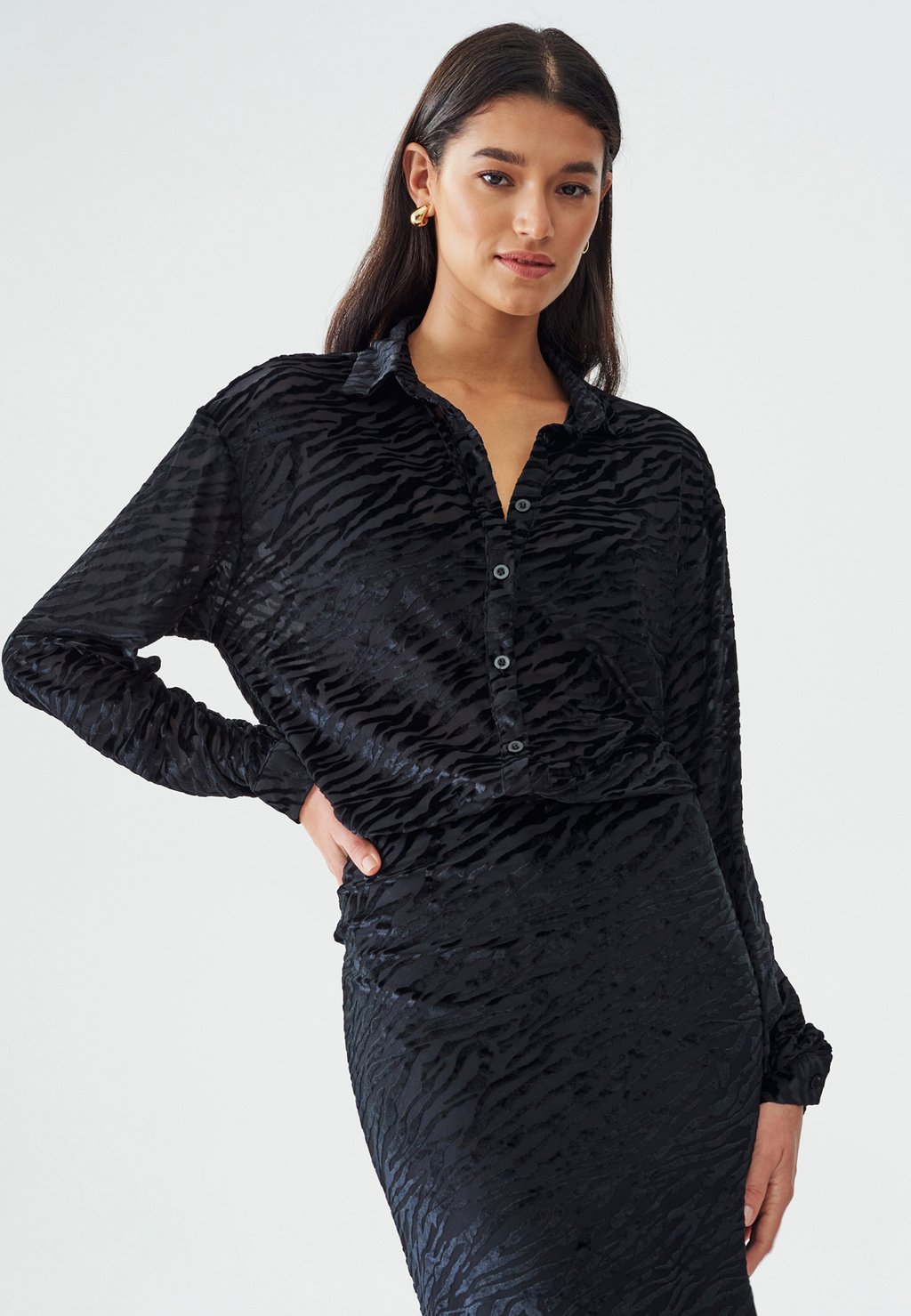 Блузка-рубашка SHERIE CALLI, цвет black zebra