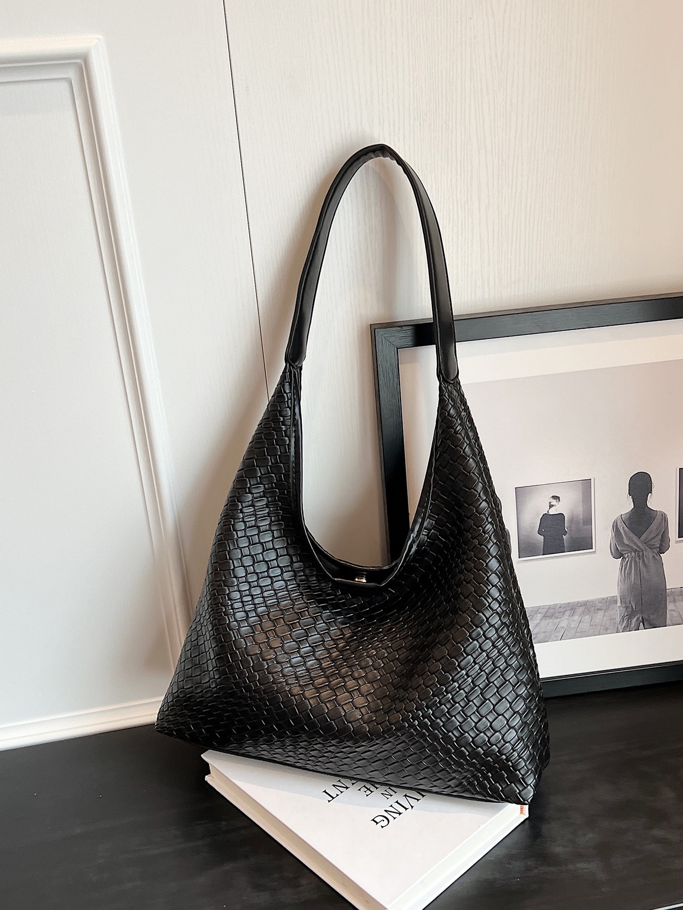 1 шт. однотонная женская сумка-тоут из искусственной кожи с магнитной застежкой и застежкой, черный