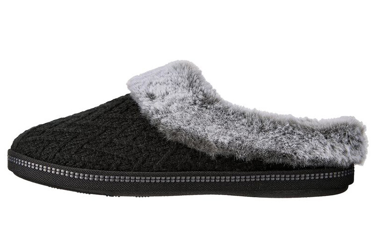 

Шлепанцы женские черные Skechers