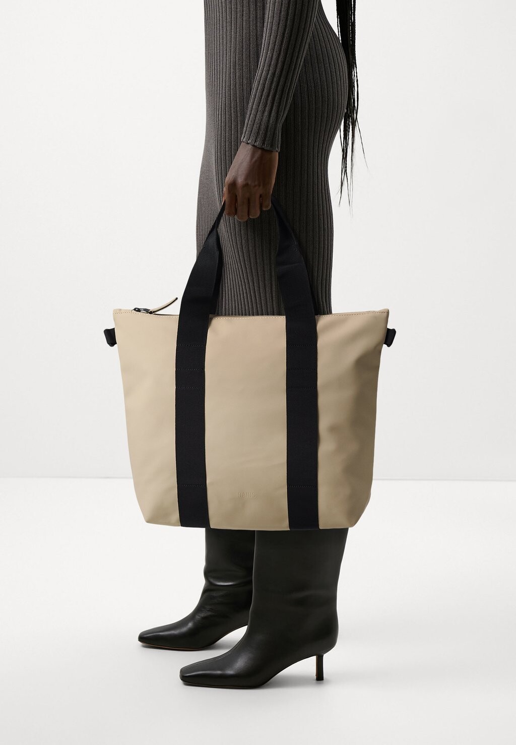 

Сумка TOTE BAG MINI UNISEX Rains, цвет sand