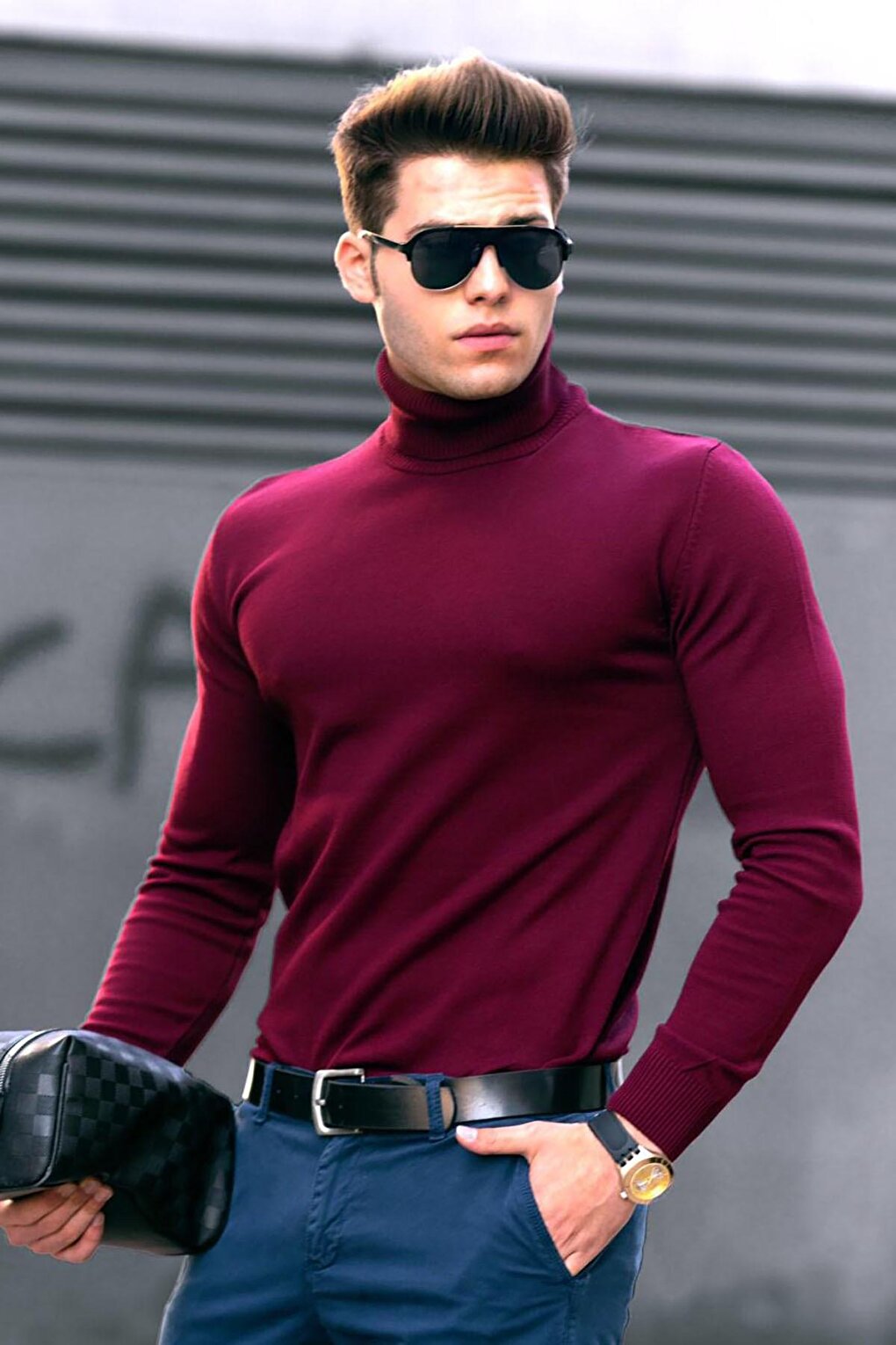 цена Бордово-красный свитер с высоким воротником 4656 MADMEXT