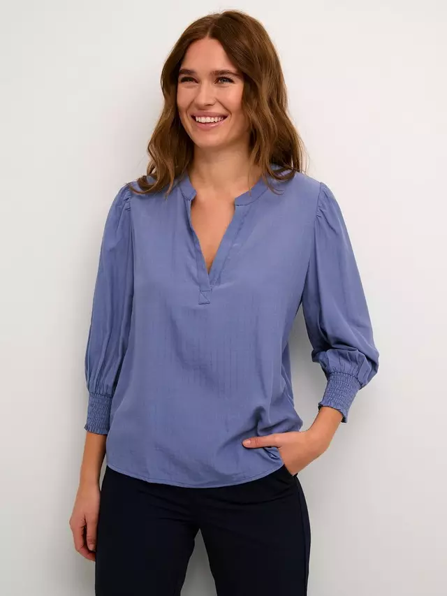 

Топ KAFFE Vera V-Neck, цвет blue indigo