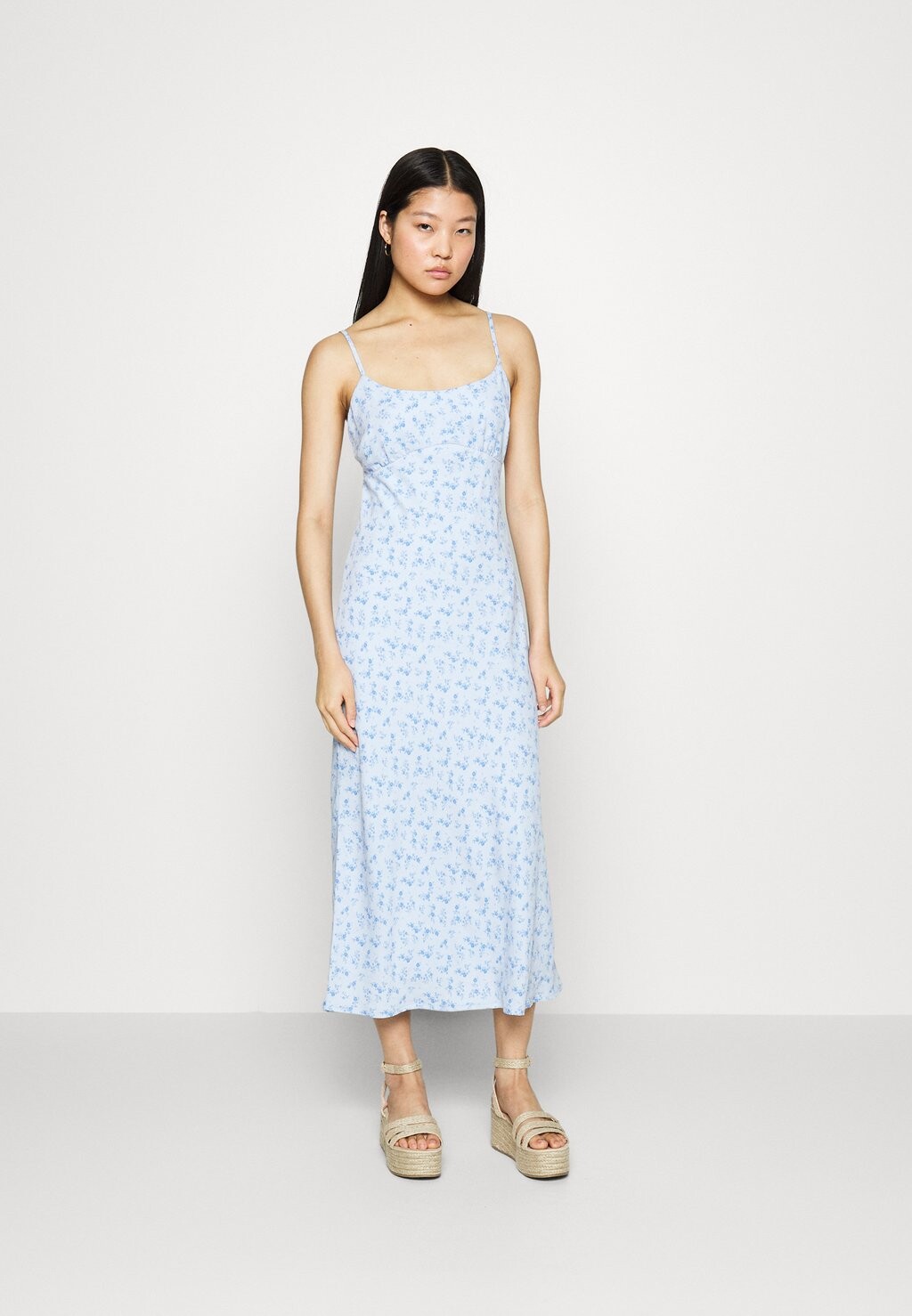 

Дневное платье Hollister Co.