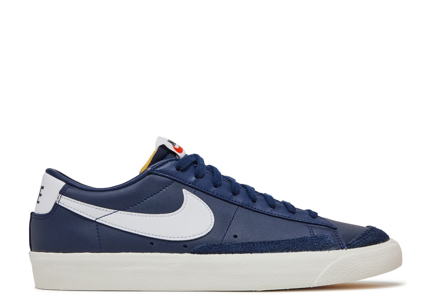 Кроссовки Nike Blazer Low '77 Vintage 'Midnight Navy', синий