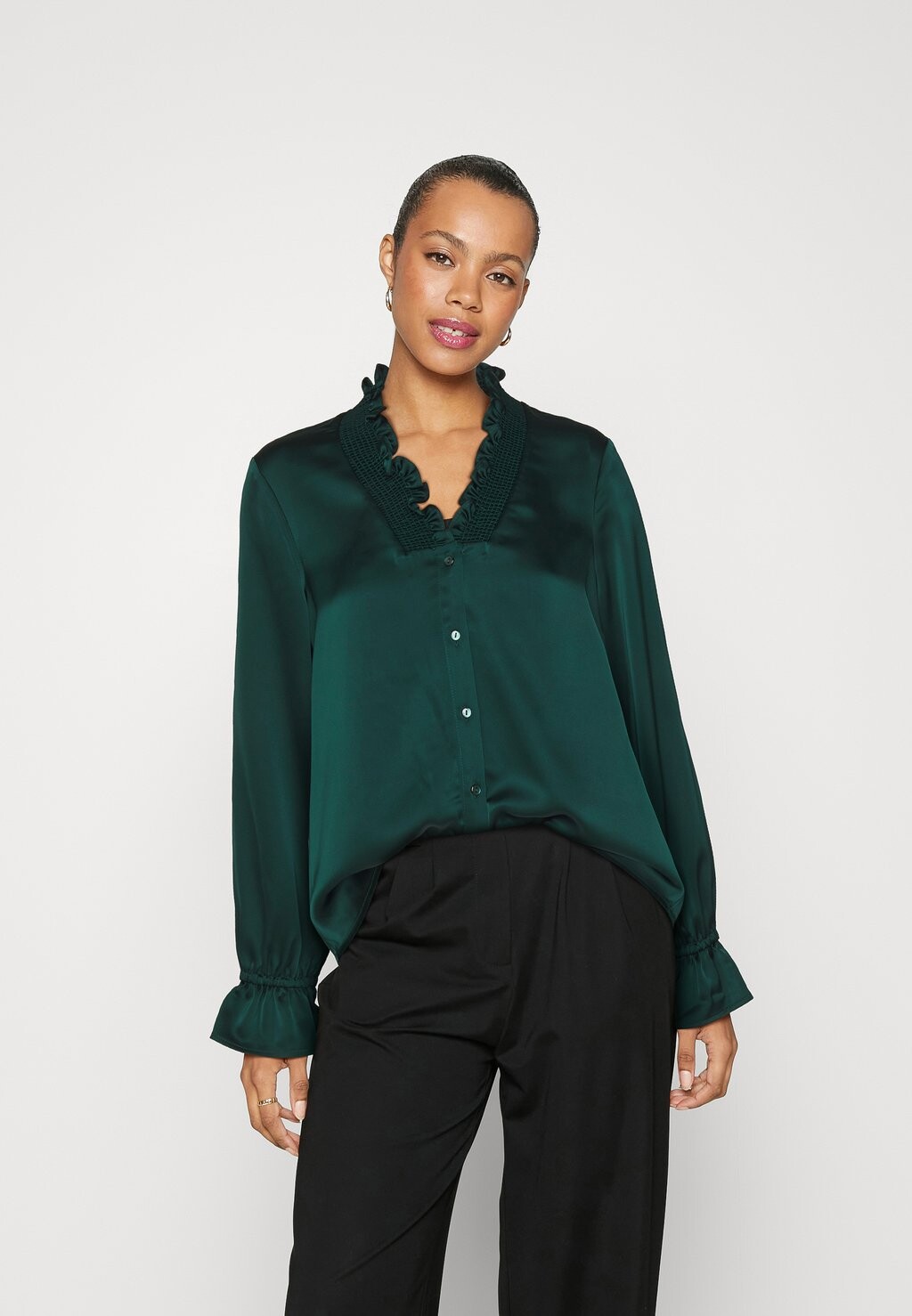 

Рубашка Vero Moda ВМДИНА ХАЛАТ, цвет ponderosa pine