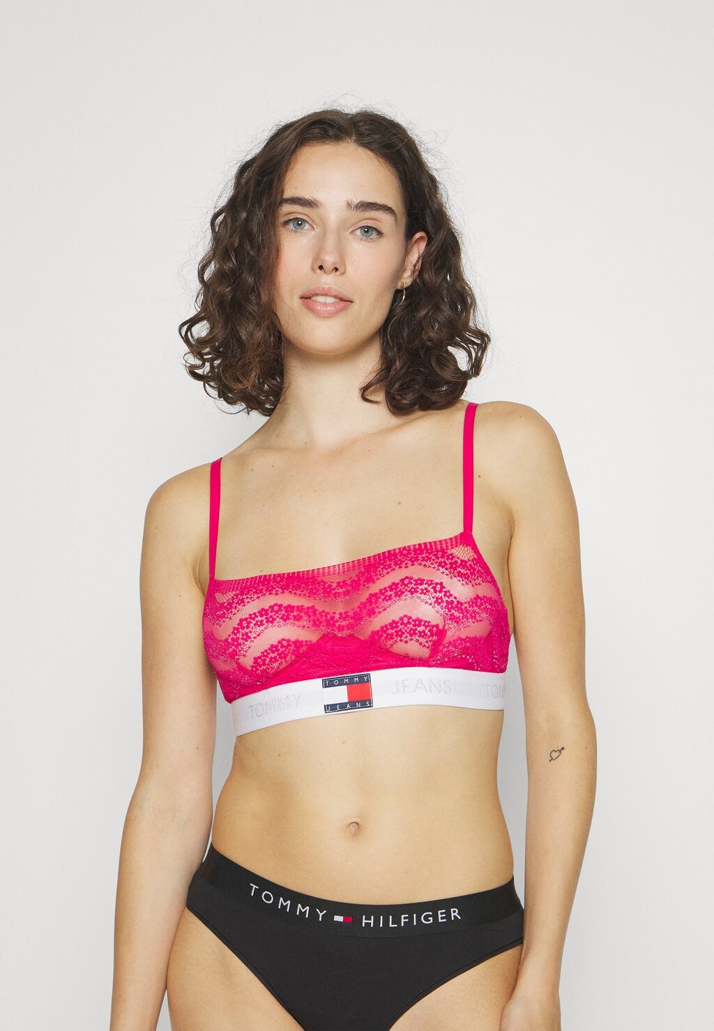 

Бюстье BANDEAU Tommy Jeans, неоновый розовый