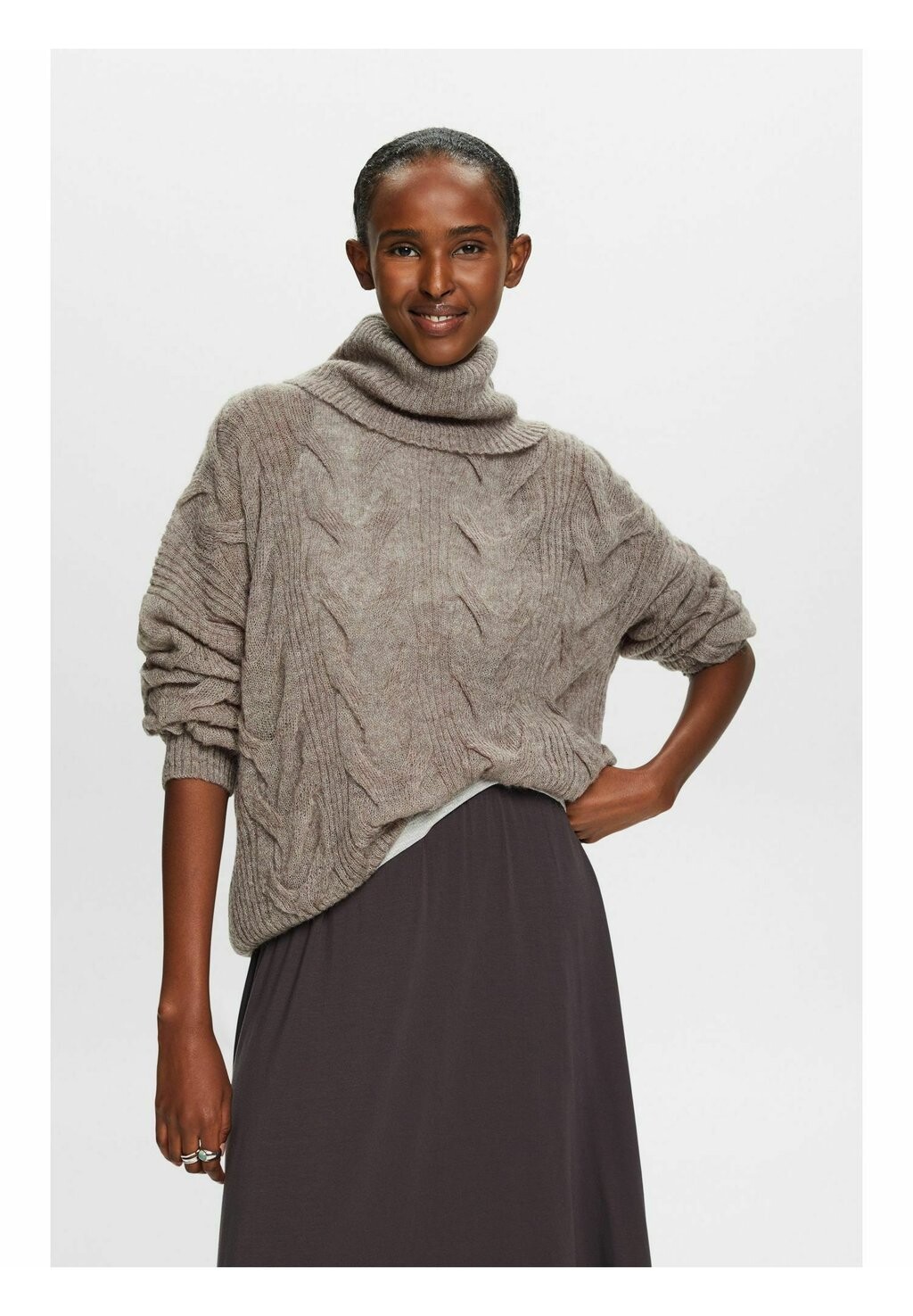 

Свитшот Esprit СВИТЕР, цвет brown grey