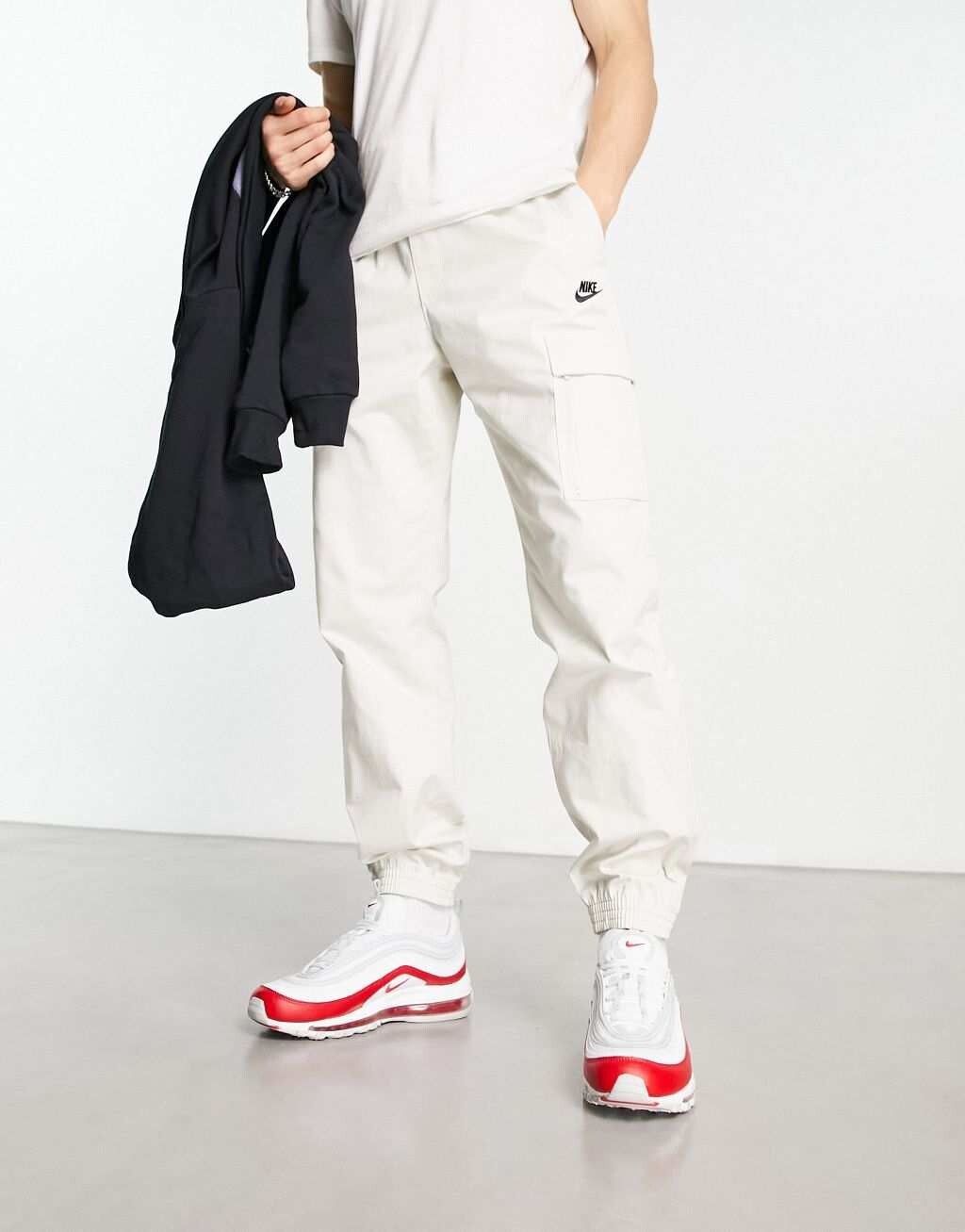 

Белоснежные тканые джоггеры Nike Sport Utility