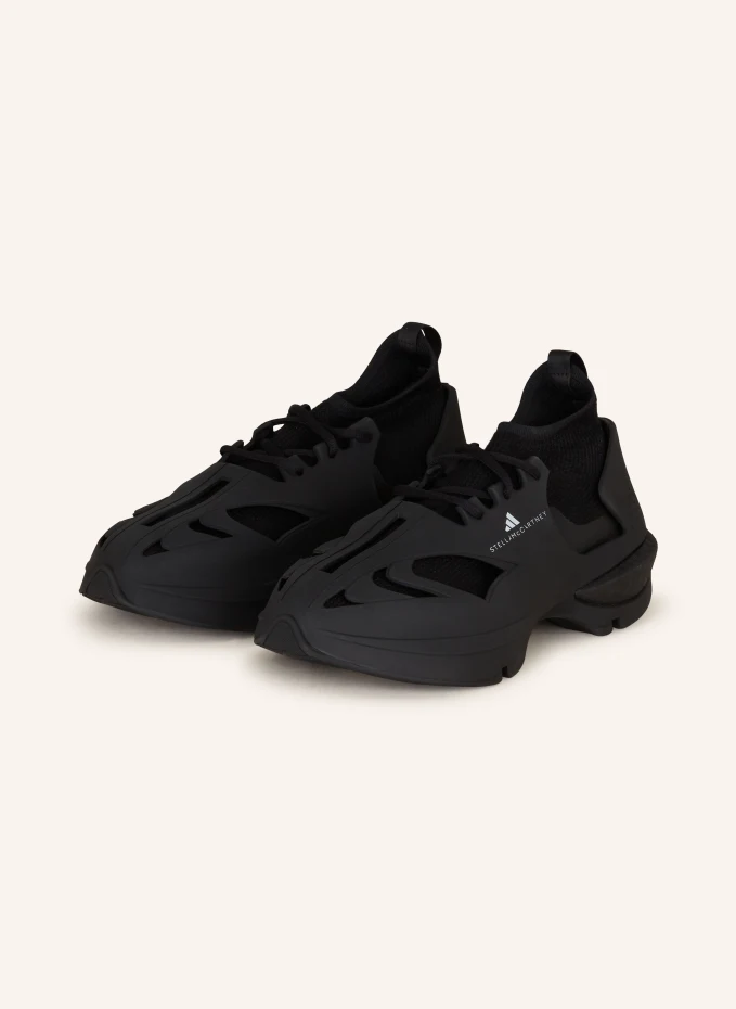 

Кроссовки Adidas, черный