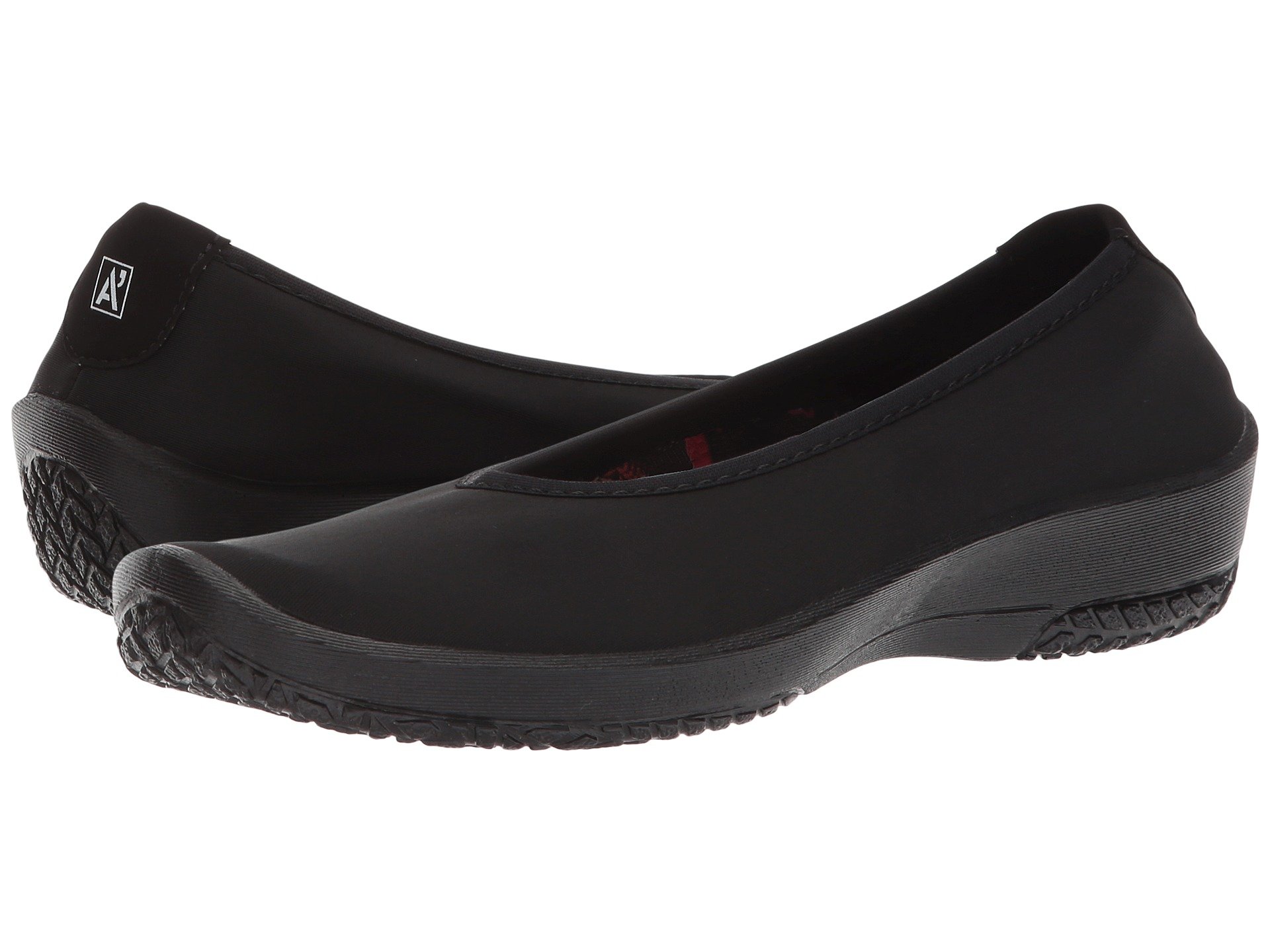 Обувь на низком каблуке Arcopedico Lolita, черный обувь на низком каблуке aetrex katie черный