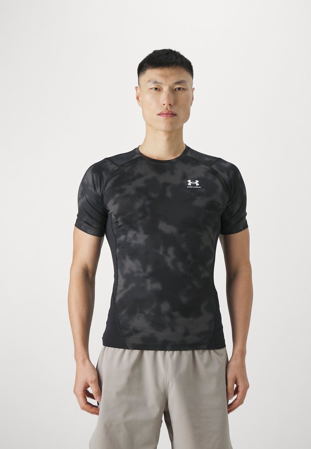 

Майка Printed Under Armour, цвет black/white
