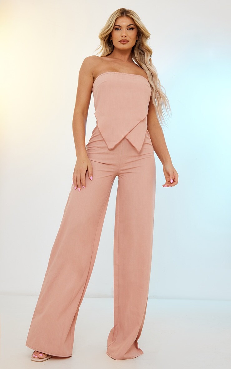 

PrettyLittleThing Комбинезон-бандо из глиняной ткани с асимметричным подолом