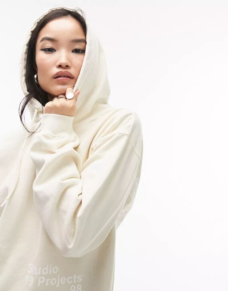 

Толстовка оверсайз премиум-класса Topshop светло-бежевого цвета со студийным графическим принтом