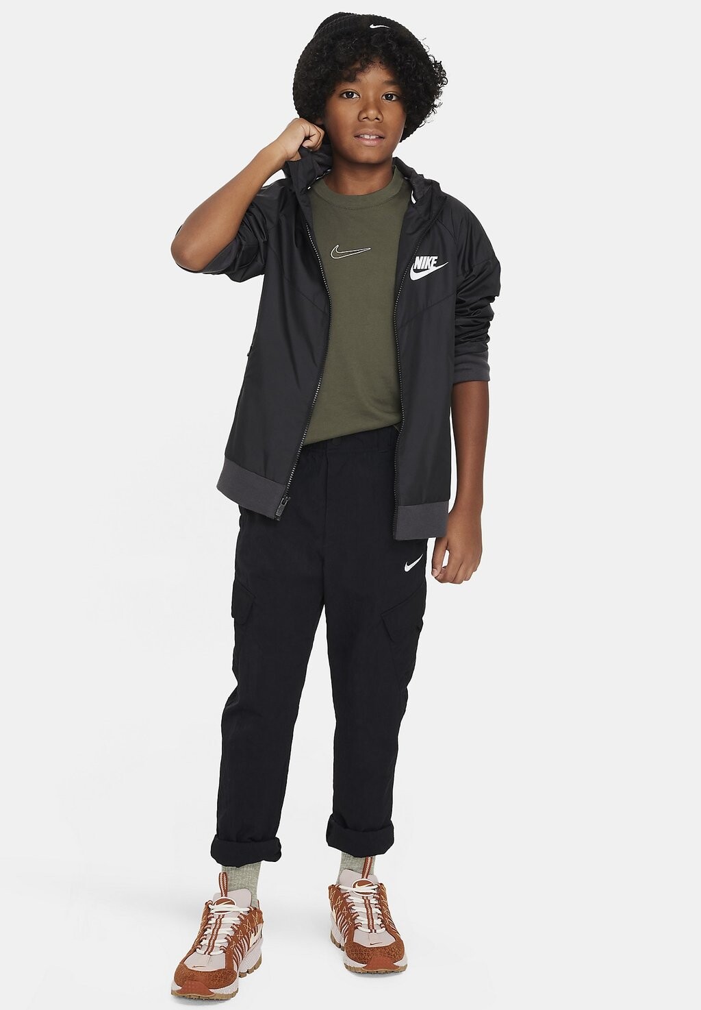 

Куртка демисезонная Nike Sportswear, цвет black black black white