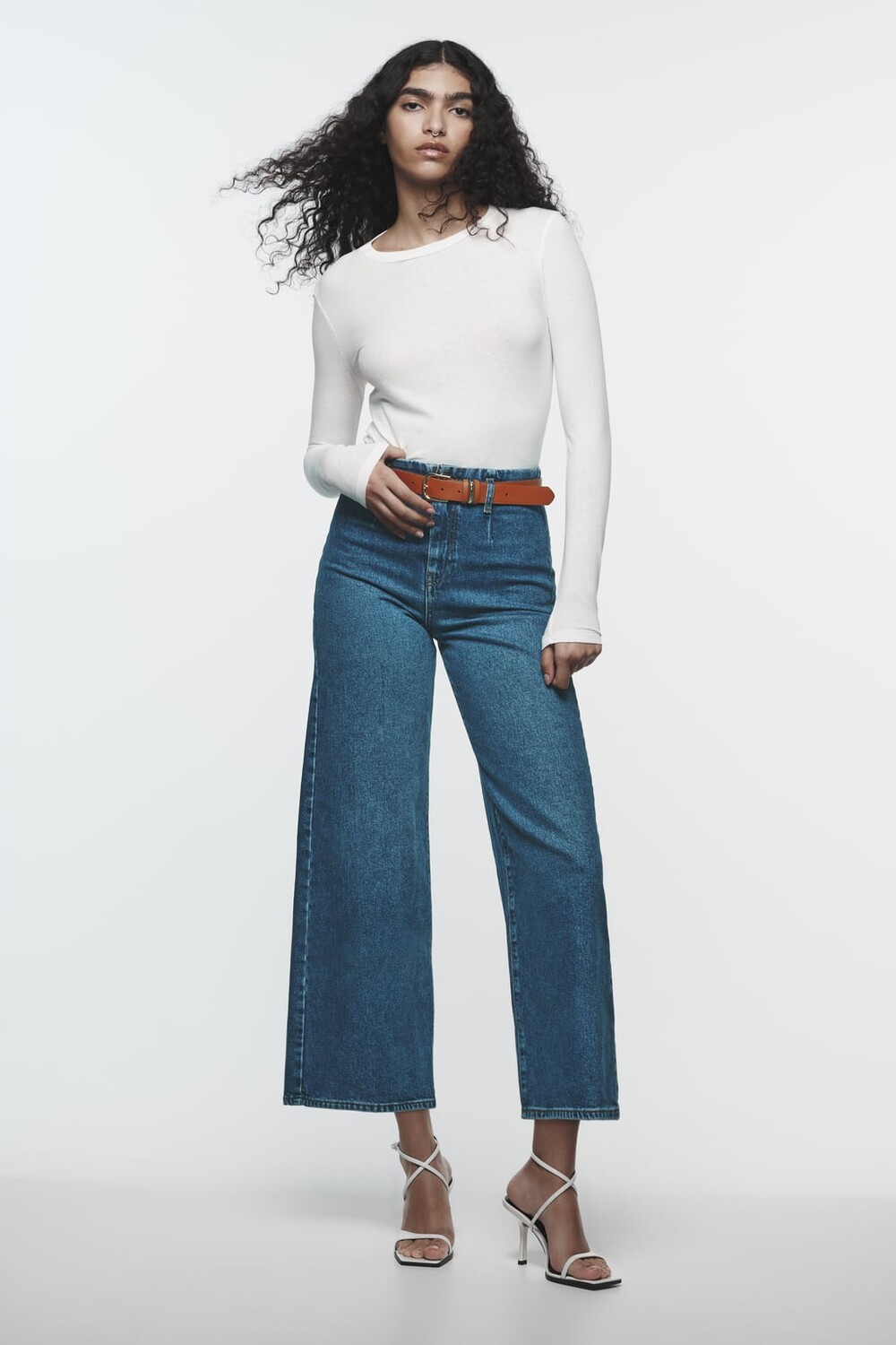 

Широкие укороченные джинсы с высокой талией с поясом ZARA, синий