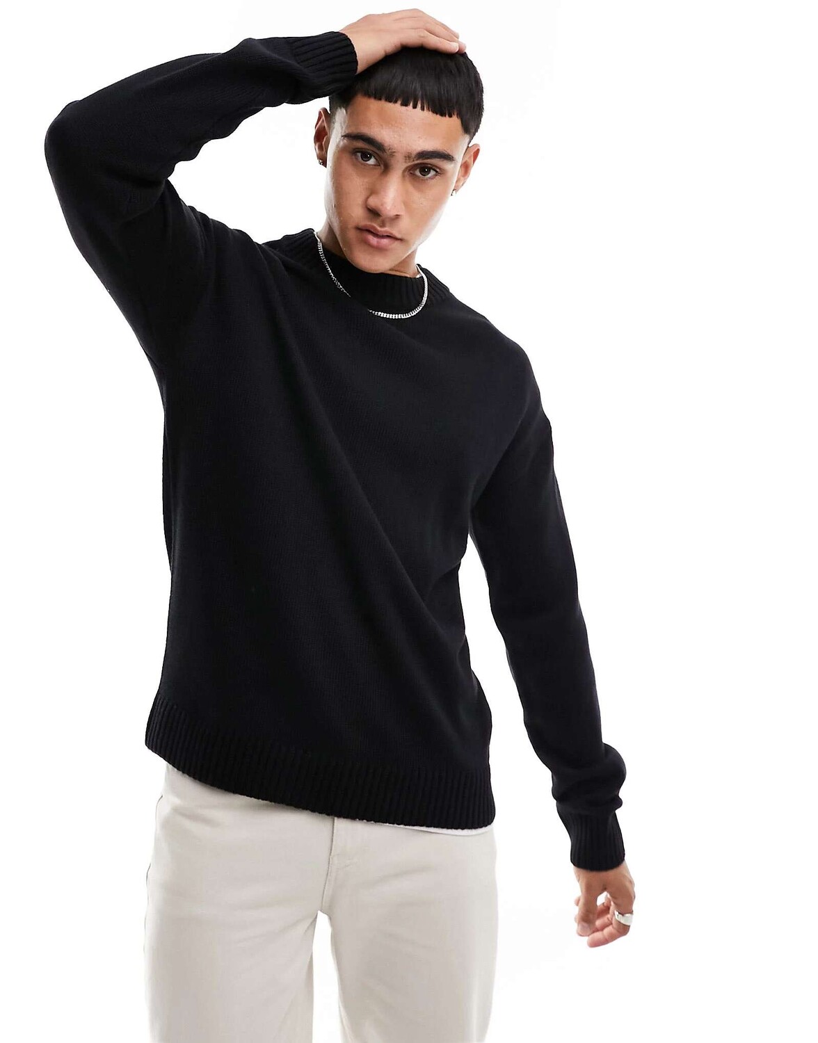 

Черный вязаный джемпер с заниженными плечами Jack & Jones Essentials