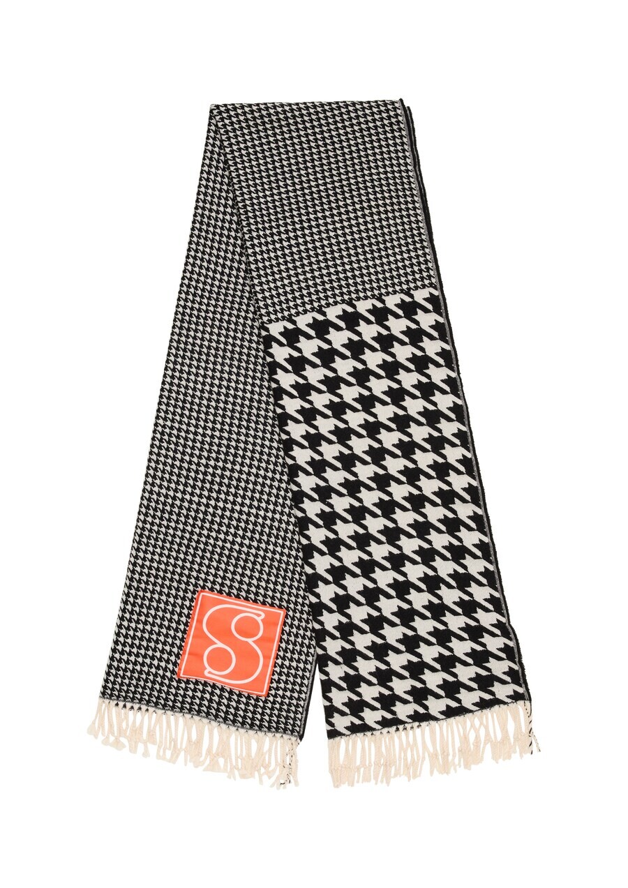 

Шарф s.Oliver Scarf, черный
