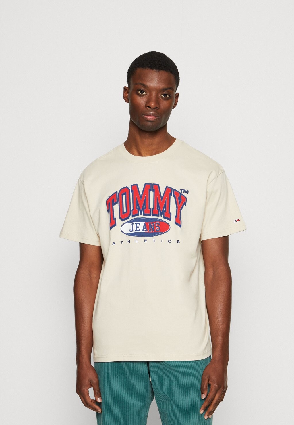 

Футболка с принтом Tommy Jeans, песочный