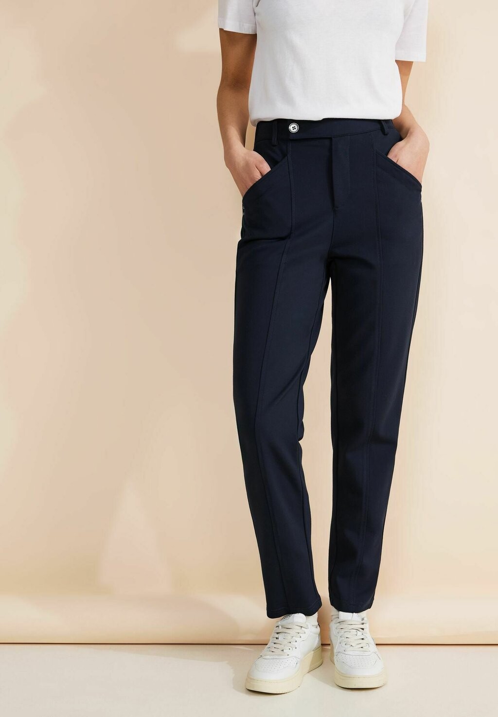 

Брюки из ткани CASUAL FIT Street One, цвет blau