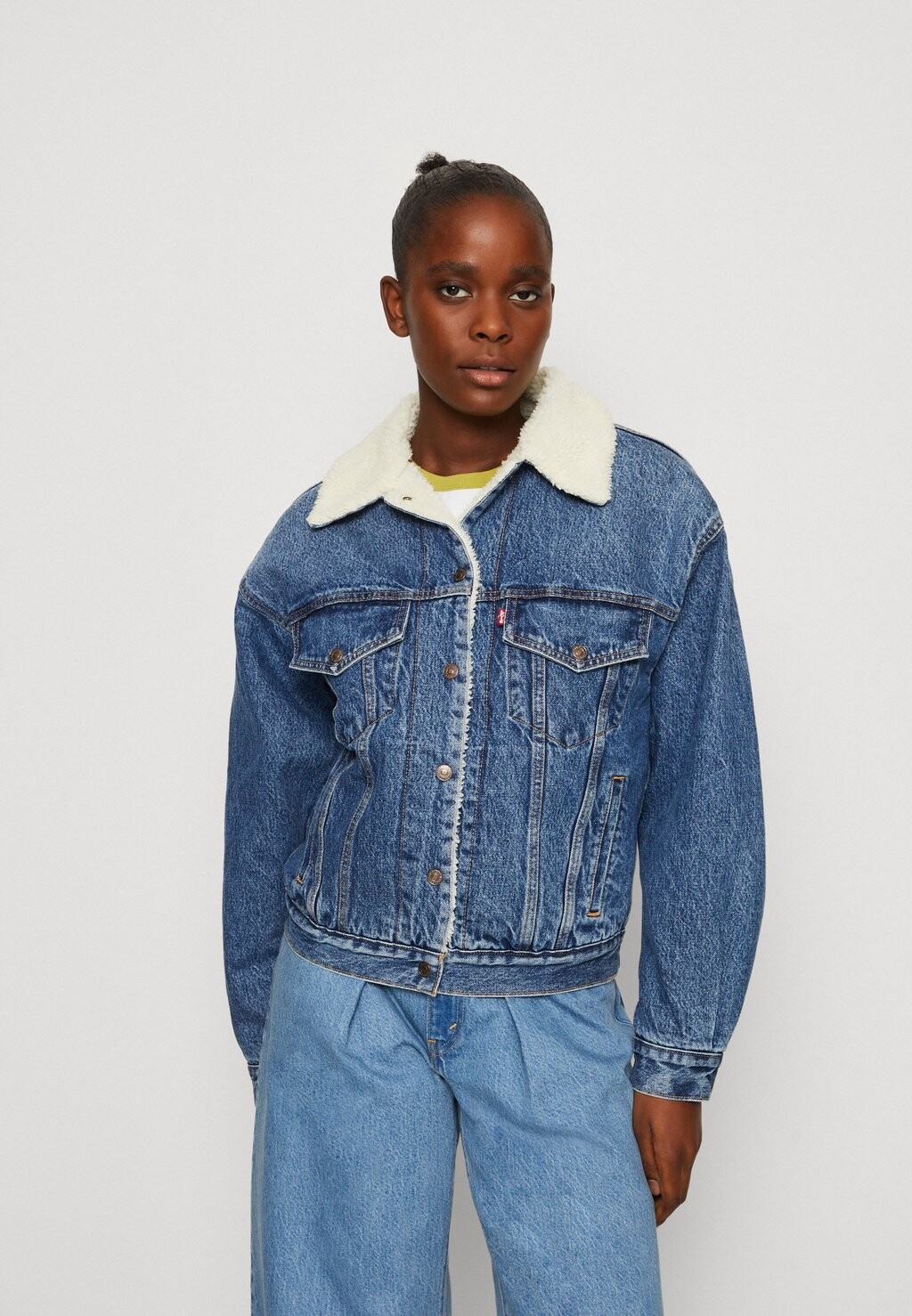 

Джинсовая куртка Levi's