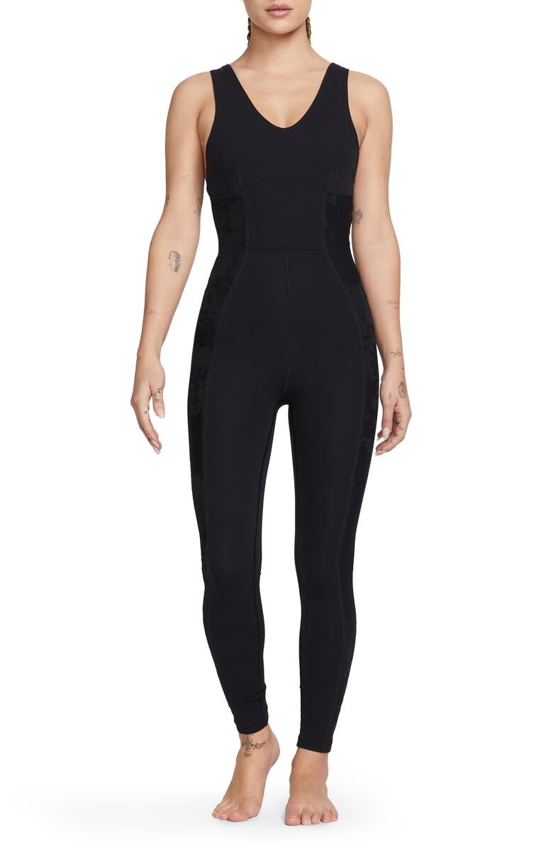 

Комбинезон Yoga Dri-FIT Luxe 7/8 NIKE
