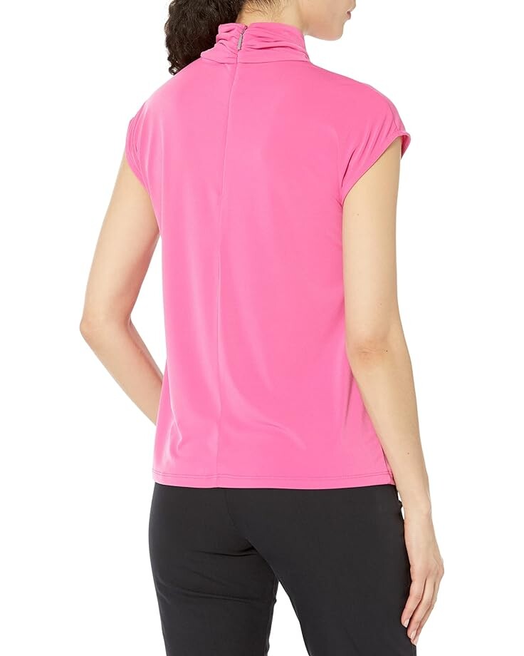 

Топ Michael Kors Twist Neck Sleeveless Top, цвет Cerise