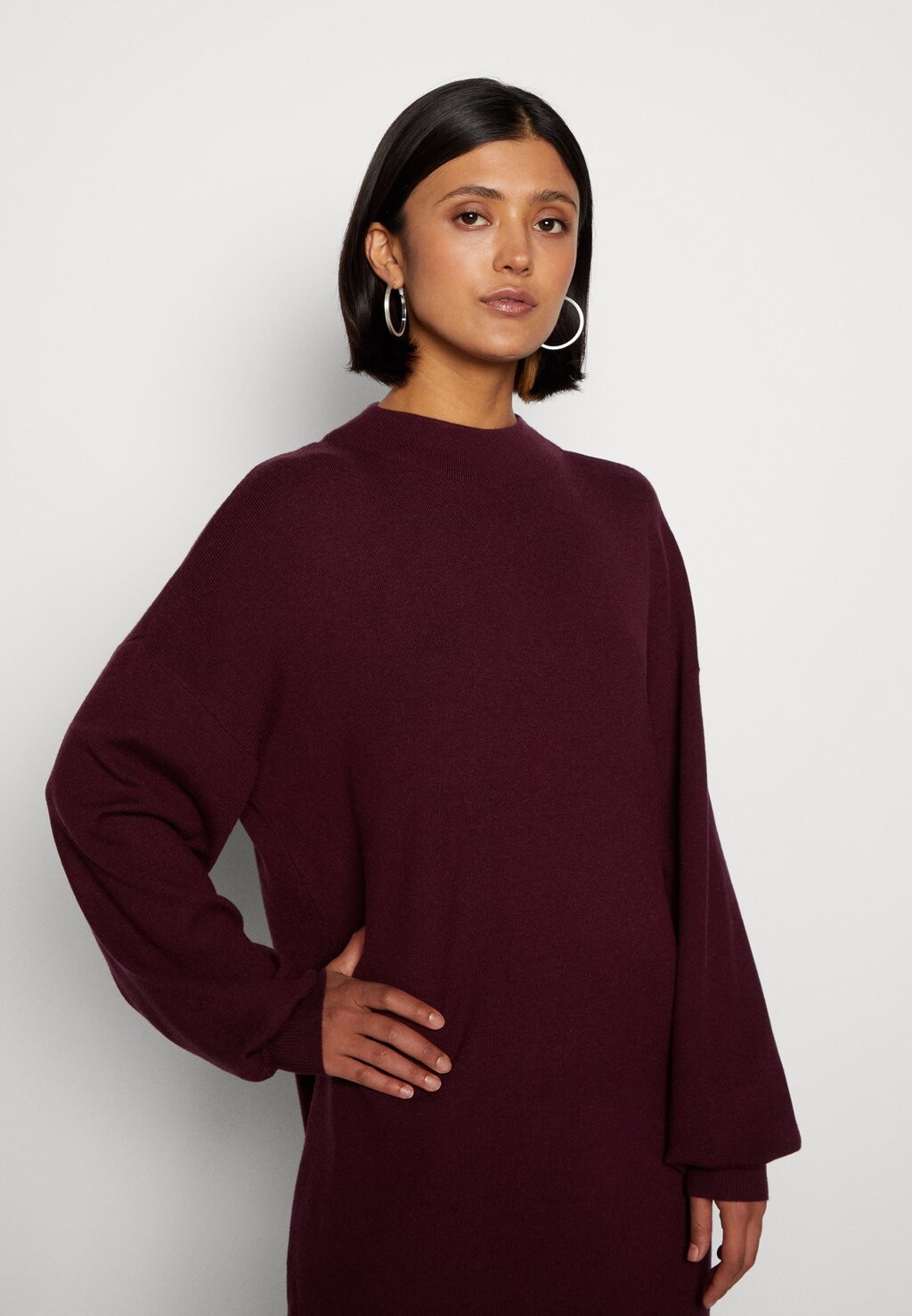 

Платье-свитер Vmnancy Funnelneck Dress Vero Moda, дегустация вин
