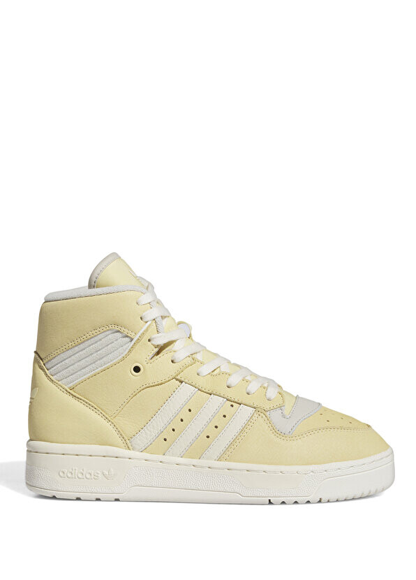 

Женские кожаные кроссовки rivalry Adidas