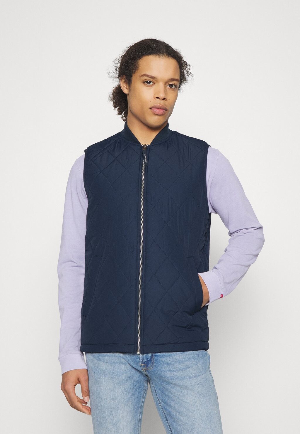 

Жилет Jack & Jones