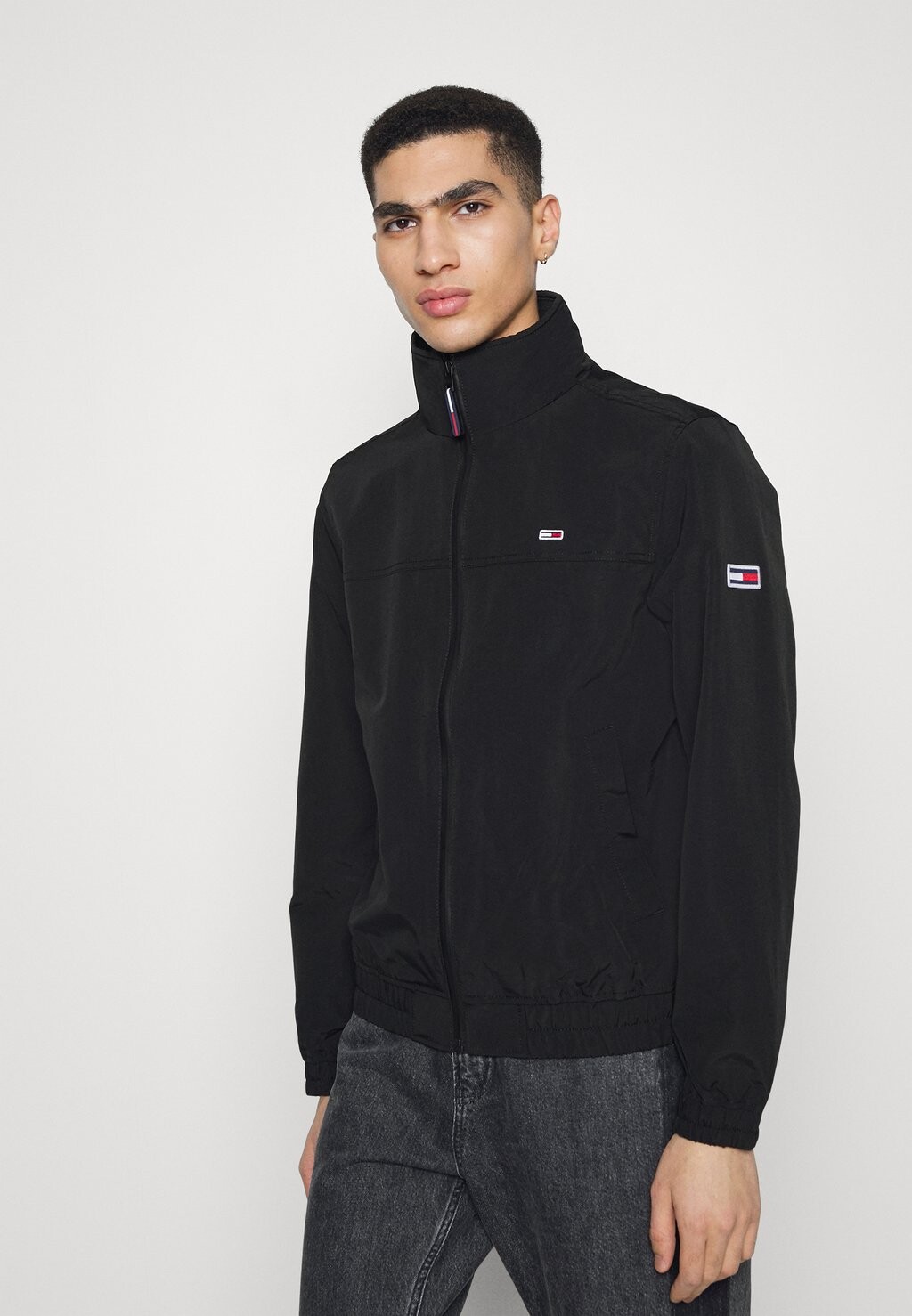 

Куртка демисезонная Tommy Jeans