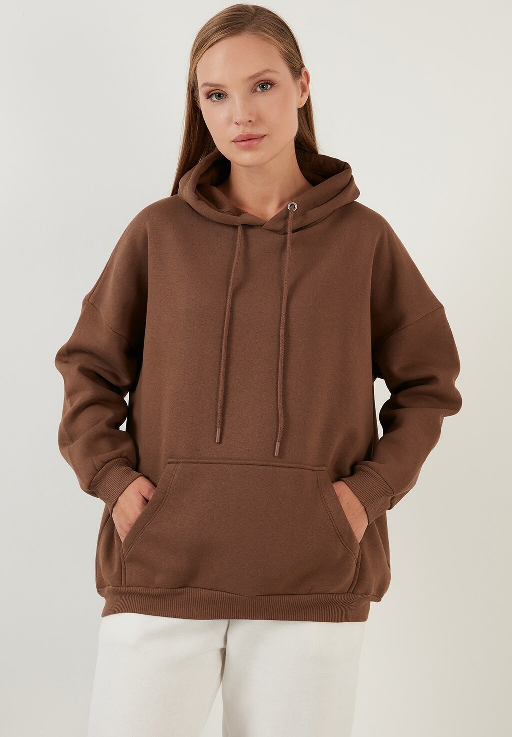 

Худи LELA