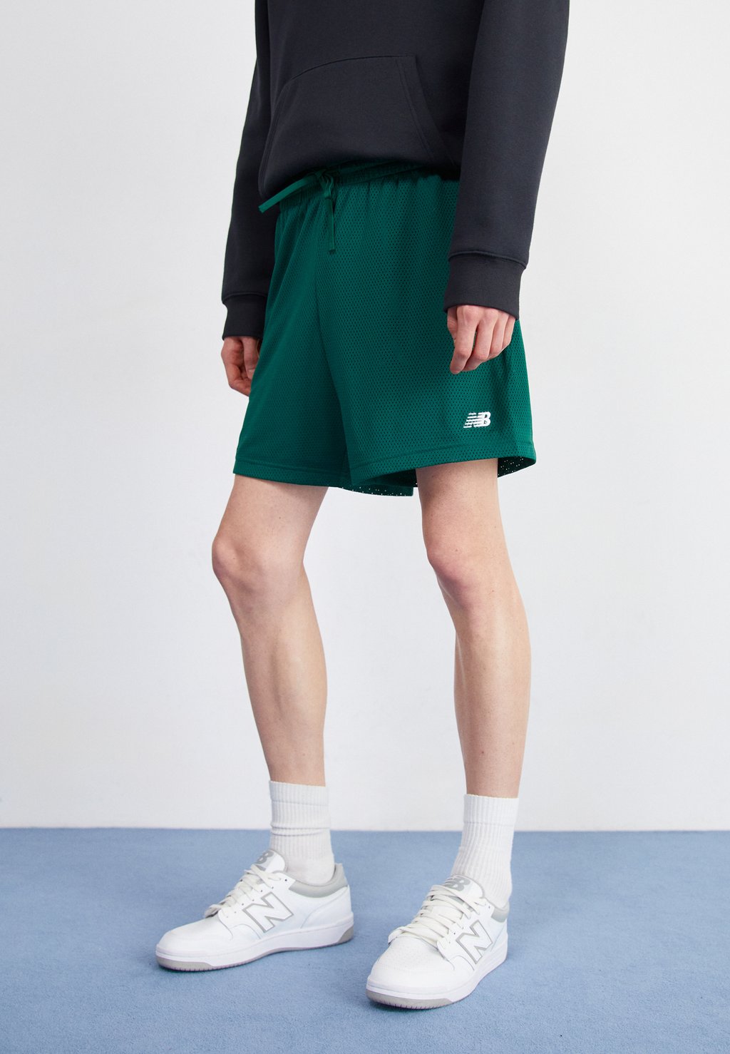Спортивные штаны ESSENTIALS New Balance, цвет nightwatch green