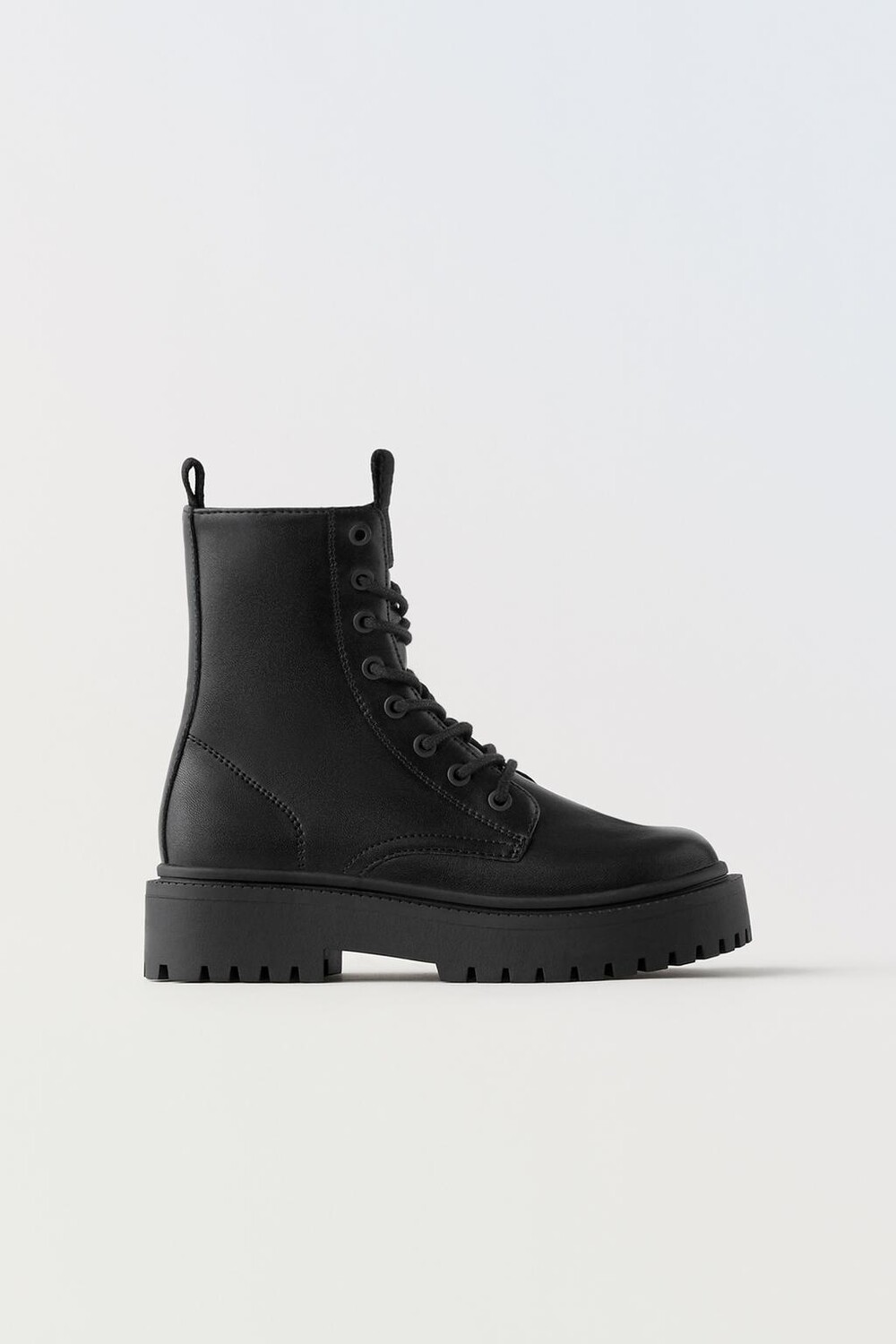 

Ботинки на шнуровке ZARA, черный