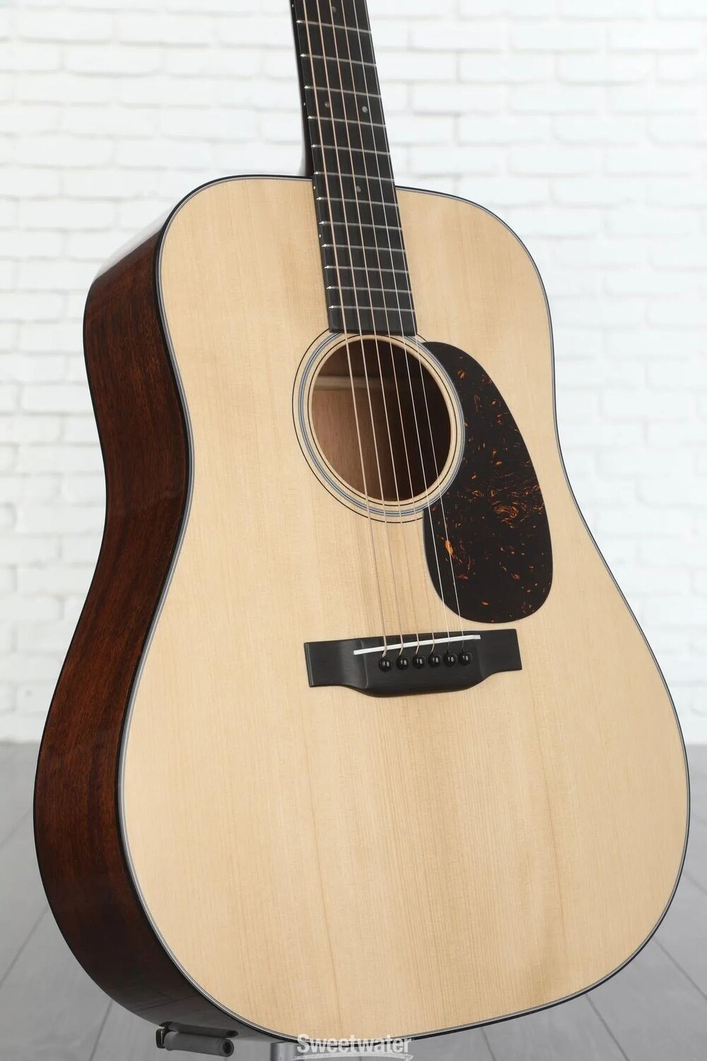 

Акустическая гитара Martin D-18 Authentic 1937 VTS - натуральный цвет