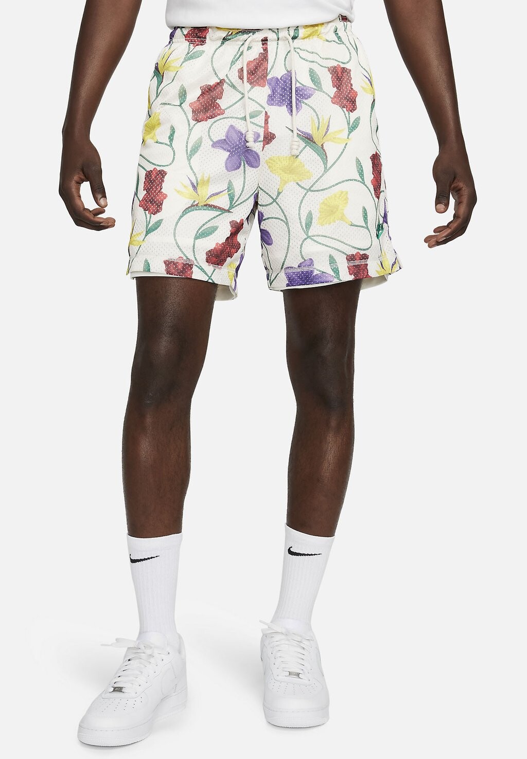 

Спортивные шорты Nike