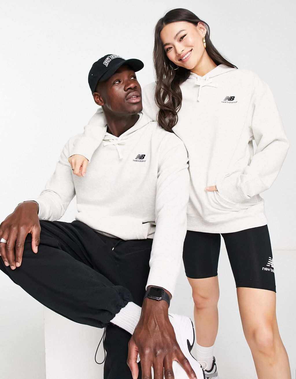 

Серая толстовка унисекс с логотипом New Balance, Серый