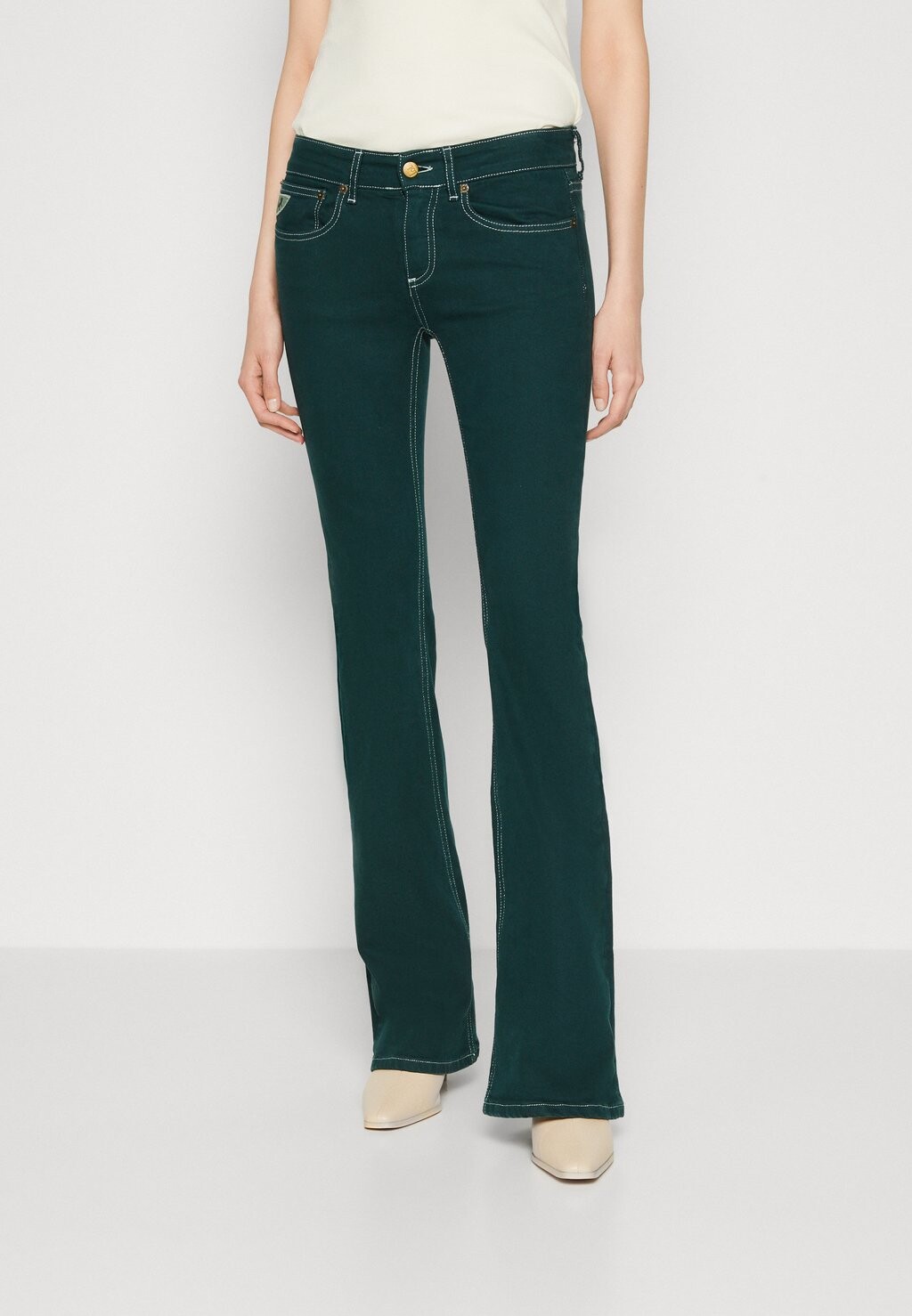 

Джинсы клеш LOIS Jeans