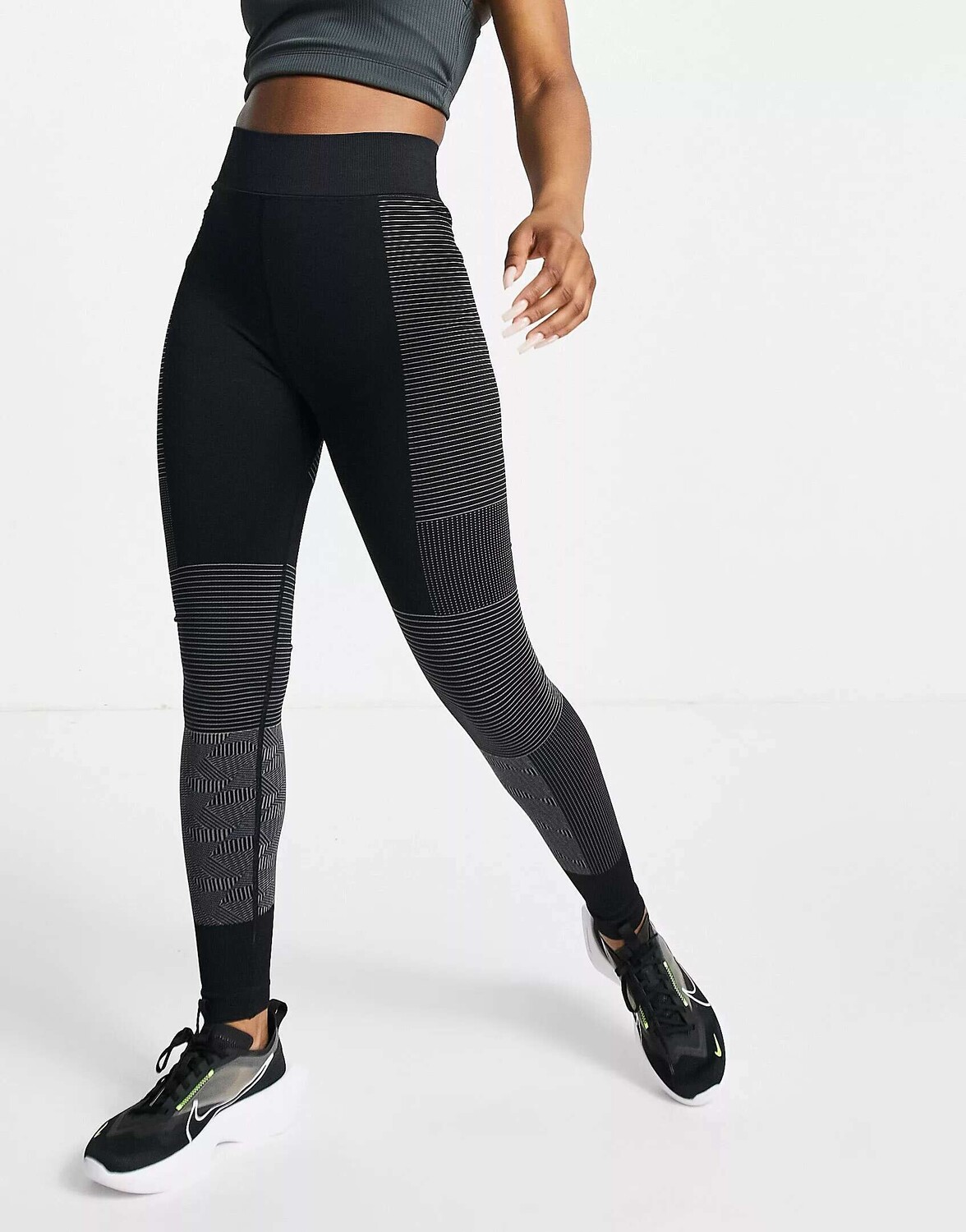 

Черные леггинсы Berghaus Zhora