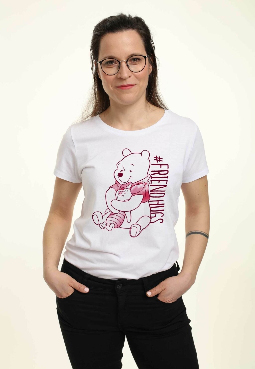 

Футболка с принтом Disney Winnie The Pooh Piglet Hugs Disney, белый